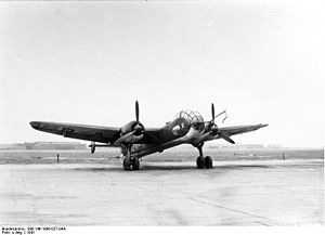 Bundesarchiv Bild 146-1996-027-04A, Junkers Ju 288 V 2.jpg