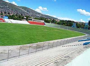 Estadio Ciudad de Cumana - Ayacucho.jpg