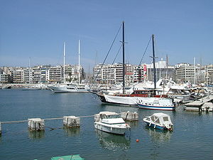 Piraeus harbor 3-2004.JPG