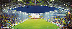 Rudolf-Harbig-Stadion.jpg